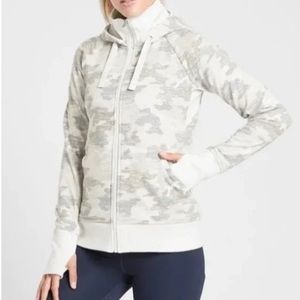 Athleta Triumph Hoodie in Gypsum Camo